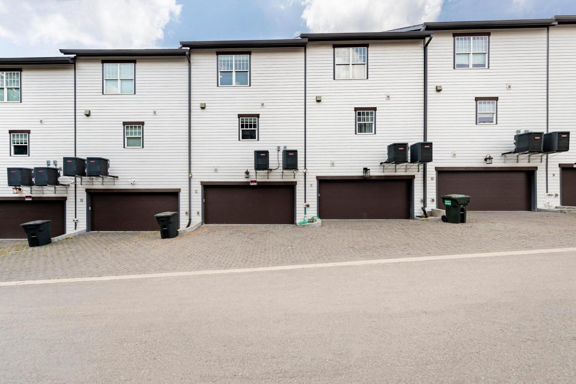 Waverly By Avantstay Nashville-Inspired Townhome W Luxury Kitchen Pool Table Екстер'єр фото