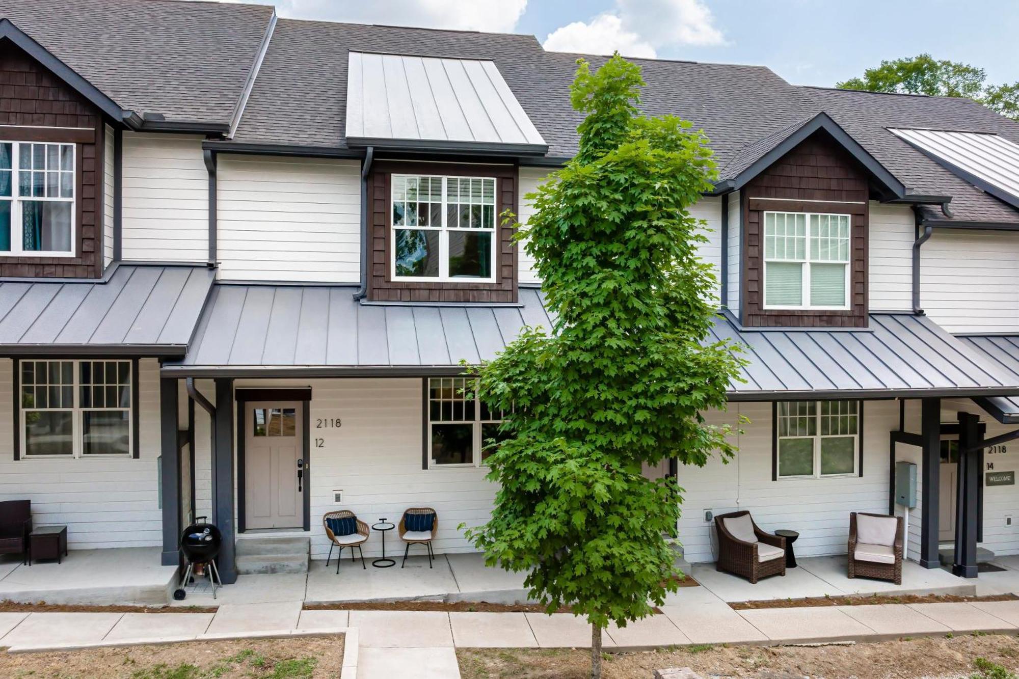 Waverly By Avantstay Nashville-Inspired Townhome W Luxury Kitchen Pool Table Екстер'єр фото
