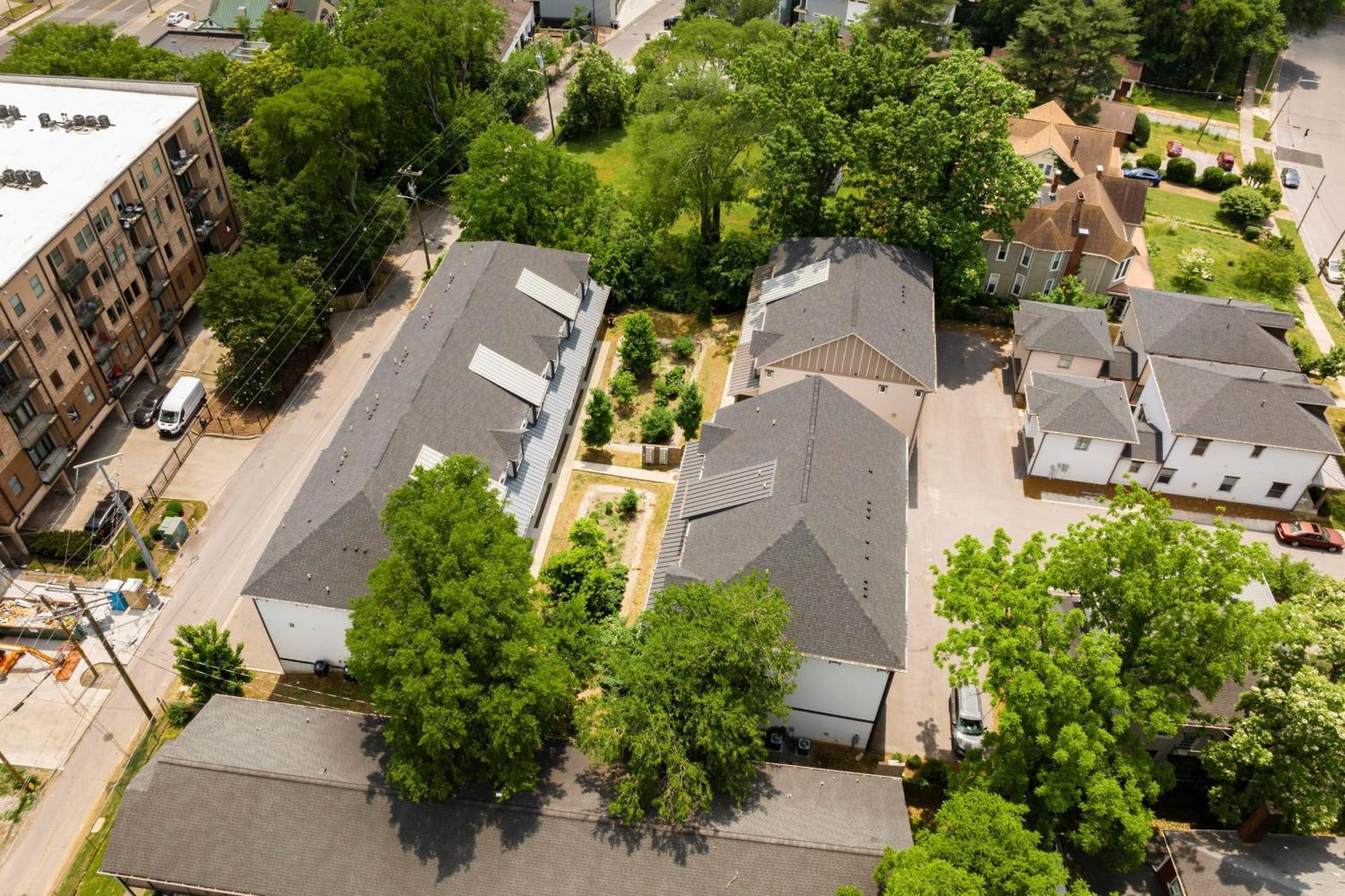 Waverly By Avantstay Nashville-Inspired Townhome W Luxury Kitchen Pool Table Екстер'єр фото