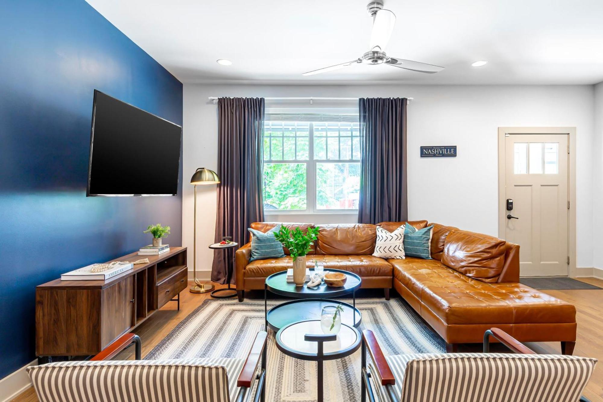Waverly By Avantstay Nashville-Inspired Townhome W Luxury Kitchen Pool Table Екстер'єр фото