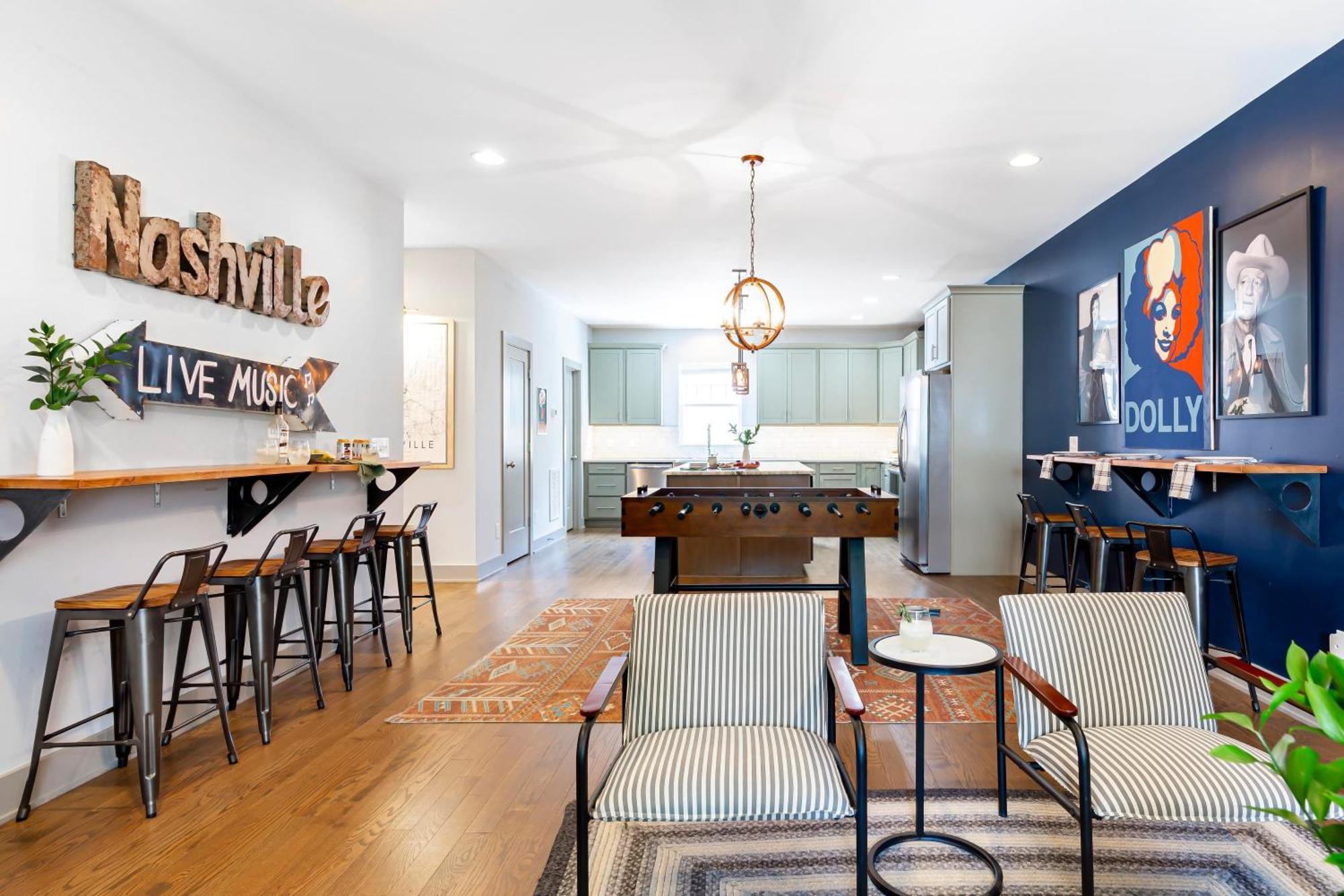 Waverly By Avantstay Nashville-Inspired Townhome W Luxury Kitchen Pool Table Екстер'єр фото